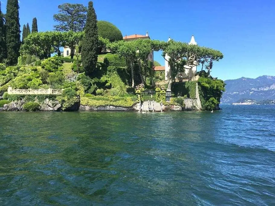 ארגגנו Una Finestra Sul Lago 0*,  איטליה